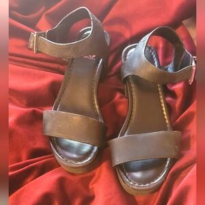 Gianni Bini Girls sandals.